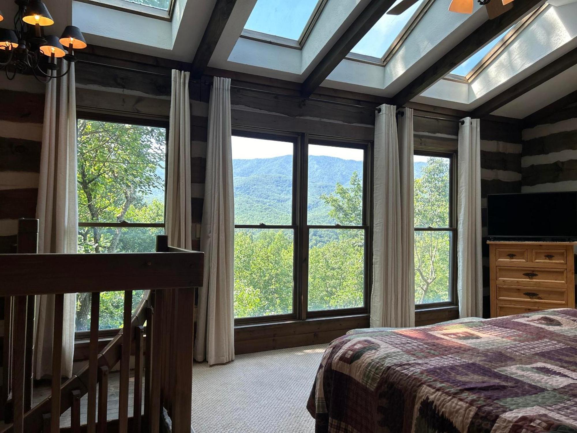 Little Bear Villa Gatlinburg Exterior photo